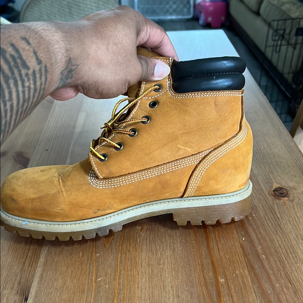 Levi's Tan Work Boot - Picture 5 of 5
